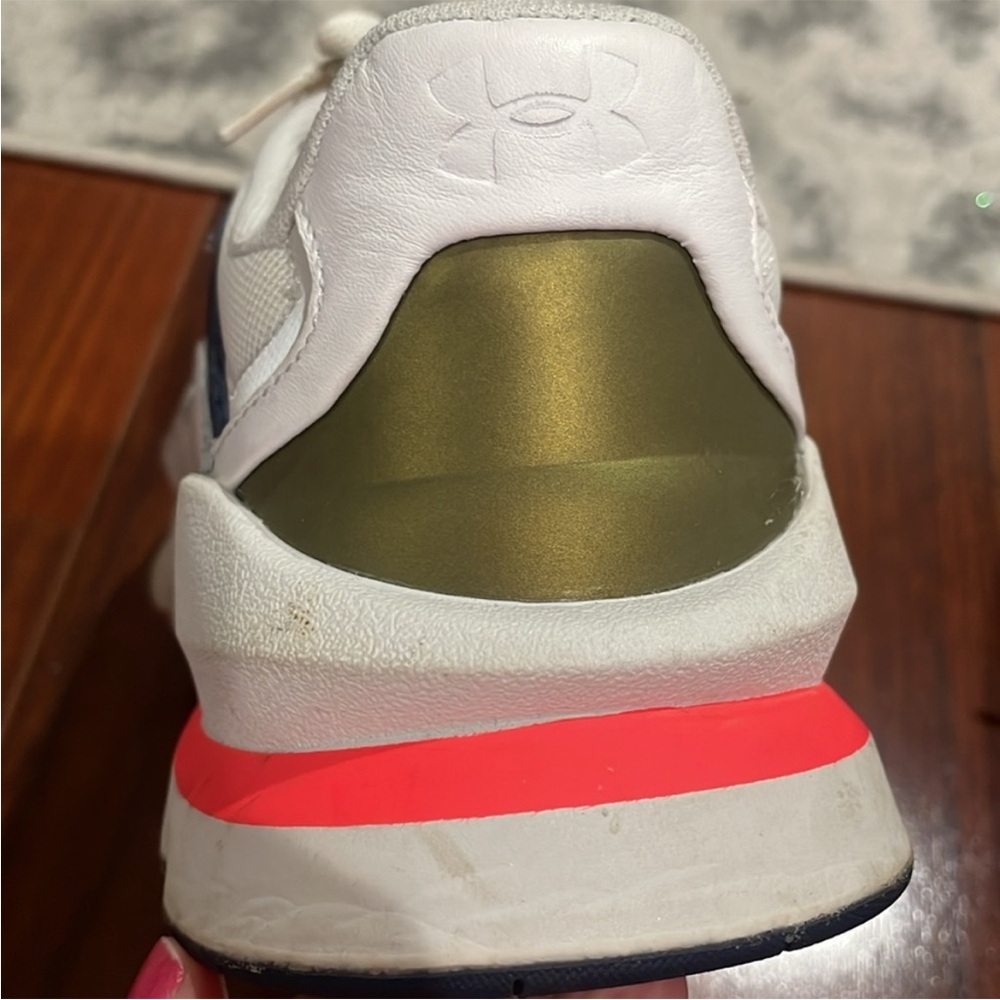 ⭐️Under Armour Women's Size 9/Men’s Size 7.5 White and Navy Sneakers - Picture 8 of 15